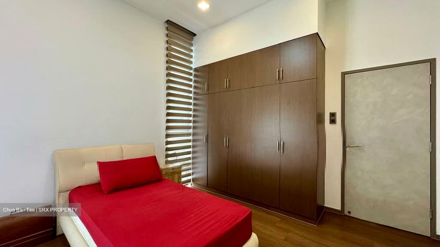 Hillview Garden Estate (D23), Semi-Detached #600241411
